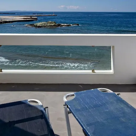2 Bedroom With Terrace In Chora * Tínos