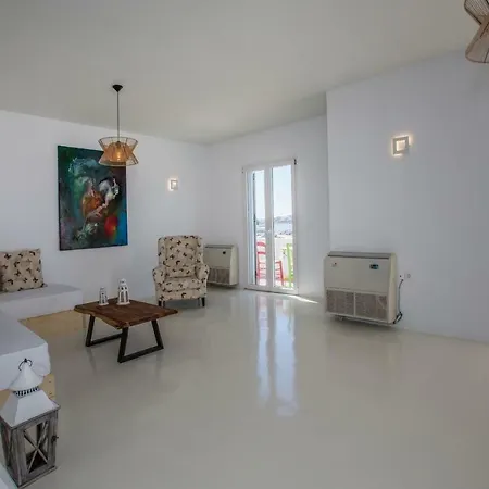 Appartement 2 Bedroom With Terrace In Chora *